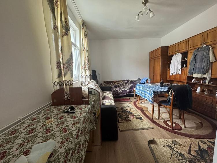 Apartament 1 camera decomnadat, 40mp la casa, curte comuna+pod-Central - 2