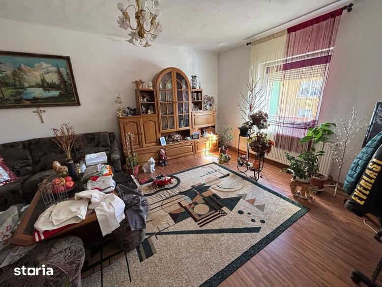 Casa single + 1200mp teren - Sura Mare - 2