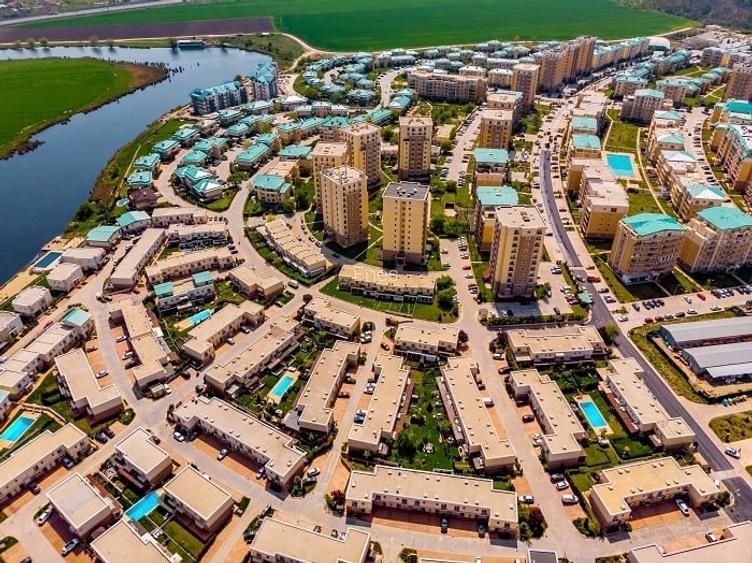 De vânzare vila Cosmopolis De vânzare vila Cosmopolis