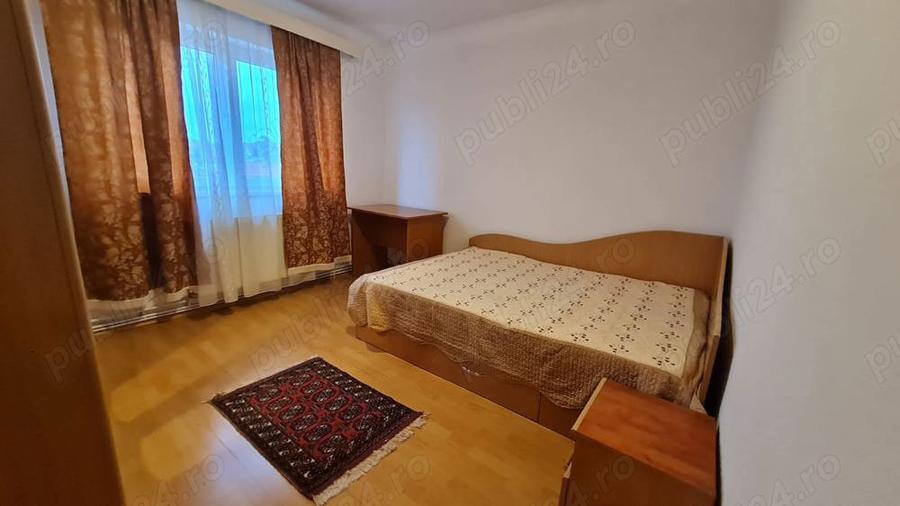 PROPRIETAR,inchiriez ap. 2 camere decomandat,cartier Strand[str.Strandului) - 1