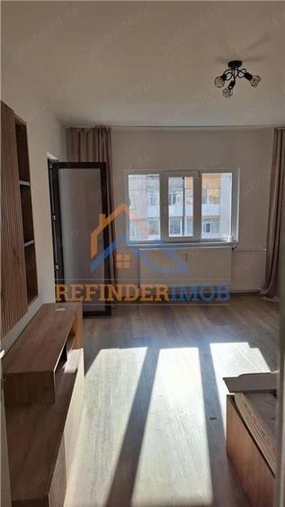 Vanzare garsoniera  zona Sebastian - 2