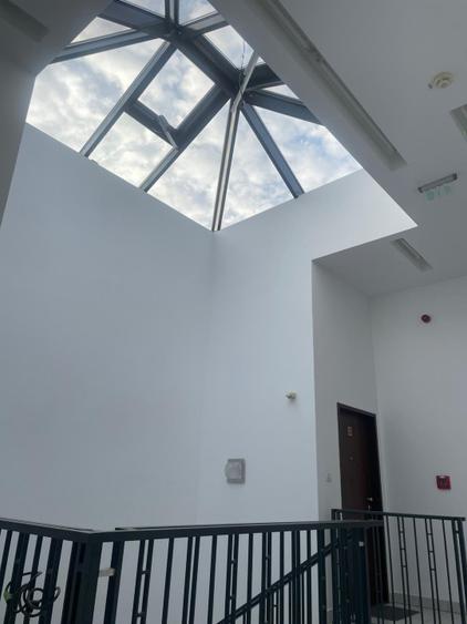 Proprietar,vand ap 2 camere,nedecomandat46mp,terasa 20,bl Iris Torontalului,et 8 - 10