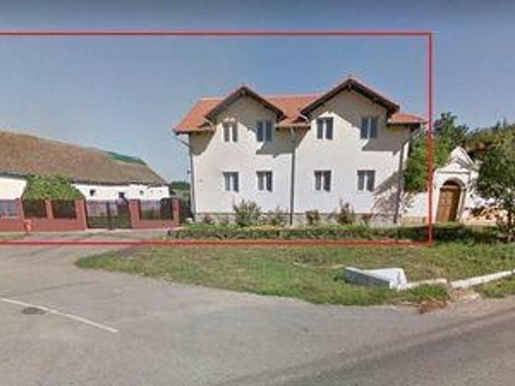 Oportunitate de investitie, o cladire D+P+M rustica in comuna Pischia - 2