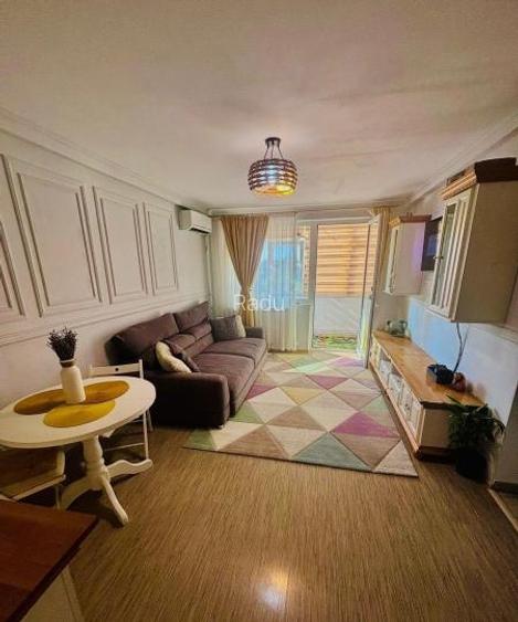 Ultracentral , Str. Traian , 2 Camere decomandate, 54 mp , 2 Balcoane , 5/10