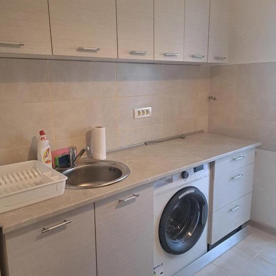 Inchiriez apartament 2 camere semidecomandat zona Eden - 6