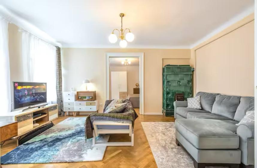 Apartament 2 camere,complet renovat, inima centrului Istoric, Strada Castelului - 8