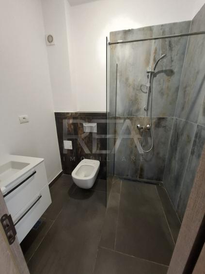 3 camere P/5, parcare, centrala, gradina,  Bdul Timisoara. - 8