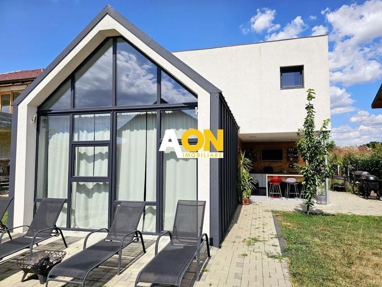 Casa moderna mobilata, utilata, 5 camere, 3 bai, 444 mp teren - 2