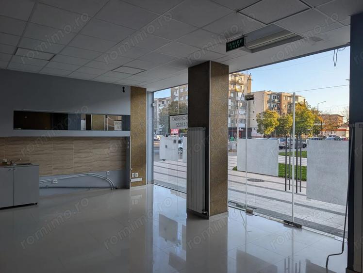 SAD comercial, de inchiriat, zona Micalaca, Piata Soarelui - 3