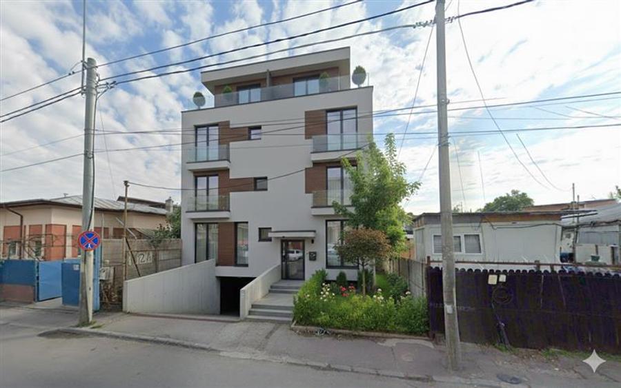 Vanzare teren Tei-Petricani la bulevard - 2