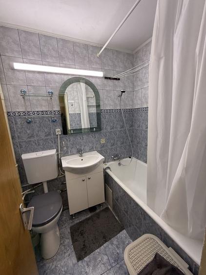Apartament cu 2 camere decomandat în Drumul Taberei