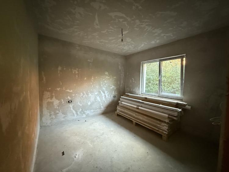 Casa individuala, 4 camere, 2 bai, 110 mp utili, 408mp teren in Utvin - 4