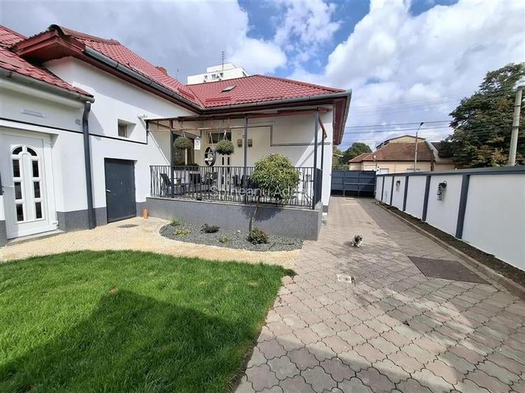 Casa S+P, 5 camere, 2bai,garaj,Sagului - Turist, renovat Casa S+P, 5 camere, 2bai,garaj,Sagului - Turist, renovat