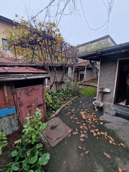 De vanzare teren + casa 3 camere, zona Rahova - Ferentari - 1