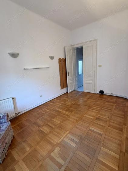 Inchiriez birou zona centrala, la 5 min de mers pe jos pe Republicii si la 2 min de fac de Drept - 4