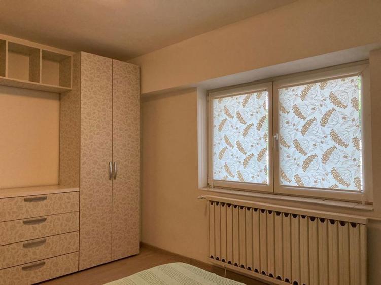 Inchiriez ap 3 camere 2 bai parcare 2 holuri debara 82 mp complet mobilat utilat - 4