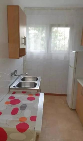 Apartament cu 2 camere semidecomandat în Astra