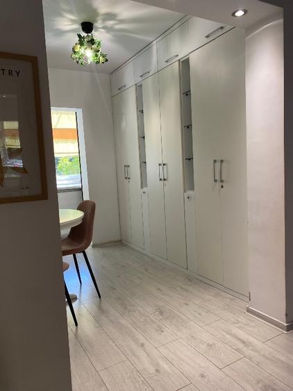 Apartament cu 2 camere decomandat, mobilat în Trivale
