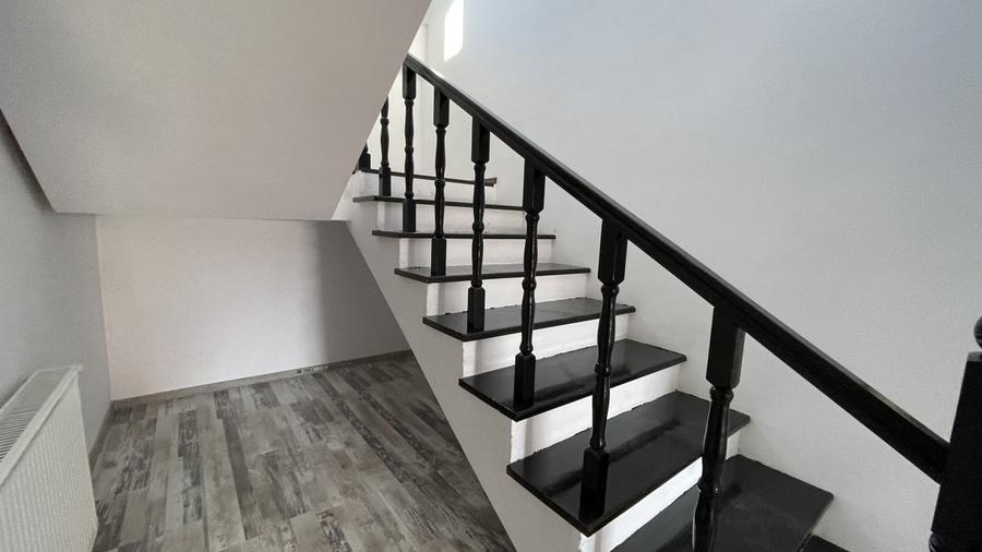 Vila Laguna Albastra  complet mobilata cu garaj - 18