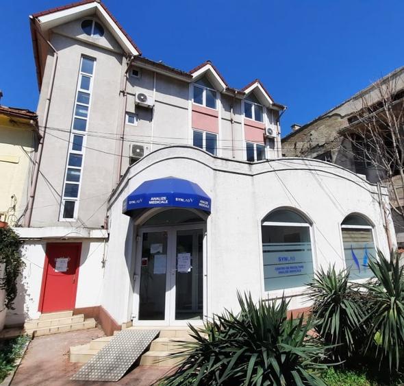 Spatiu comercial de inchiriat – Ultracentral, Bd. Ferdinand - 8