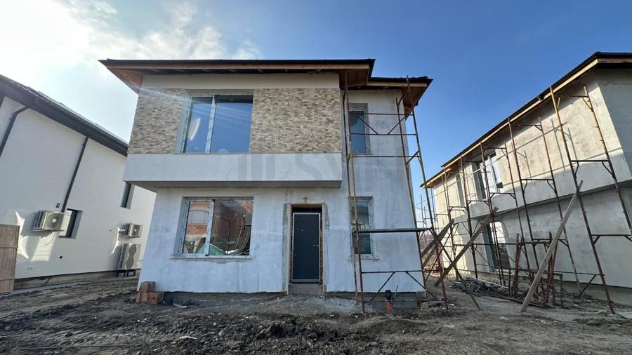 REV2004595 Casa individuala 5 camere cu panouri solare si pompa de caldura - 3