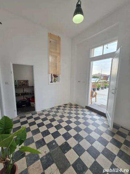 Vand apartament ultracentral deosebit cu panorama - 5