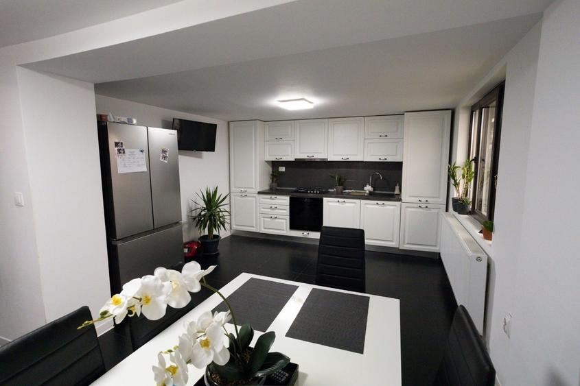 Casa vanzare Maneciu Pamanteni - 2