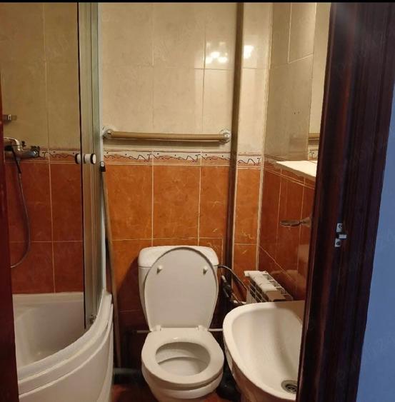 Vand apartament cu 2 camere - 1