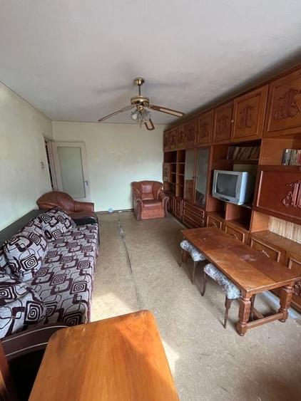 Apartament 3 camere decomandat Poarta 6 - 2