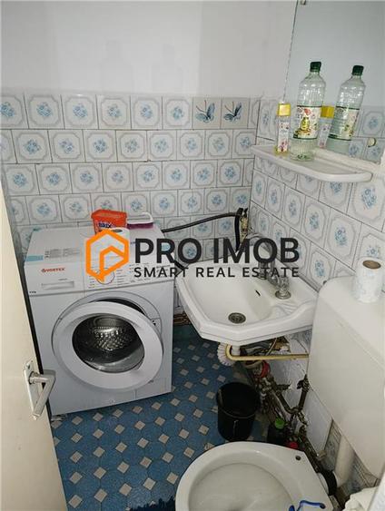 Apartament cu 3 camere decomandat în Unirii Sud