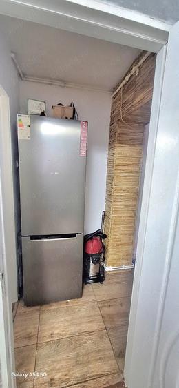 Vand garsoniera cong 1, etj2 din 4 complect mobilat se vinde cu tot ce e in imagine - 1