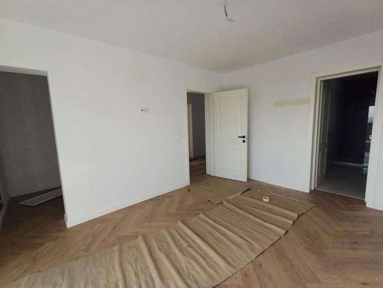 CASA 4 CAMERE, 3 BAI, 130 MP UTILI , GALATA , TVA INCLUS IN PRET !!! - 5