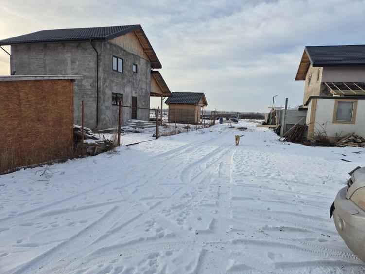 Teren intravilan 500m - 1