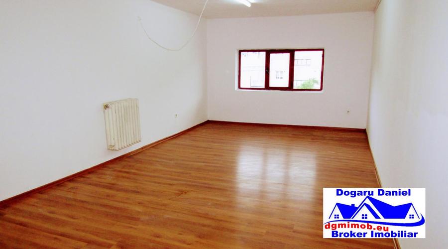 Full Shopping  Center Deva, spatii comerciale  de inchiriat - 11