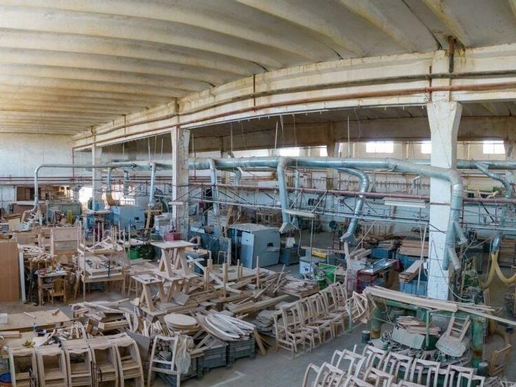 De vazare Hale industriale, pretat depozit, productie, curte proprie - 9