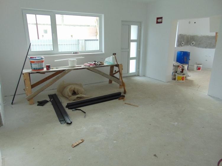 FARA COMISIOANE casa cu 4 camere 2 bai PARTER cu placa pod terasa merita vazuta - 38