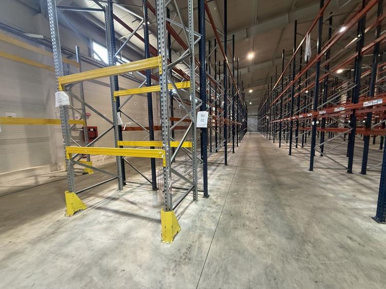 Spațiu industrial, de 5,000 mp, în Dragomirești-Vale