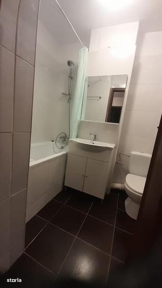 Apartament cu 2 camere în Baba Novac