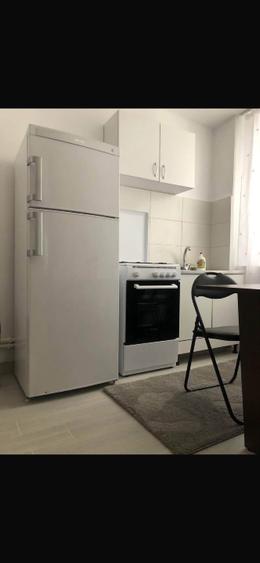 Apartament cu 2 camere semidecomandat, mobilat în Tomis Nord