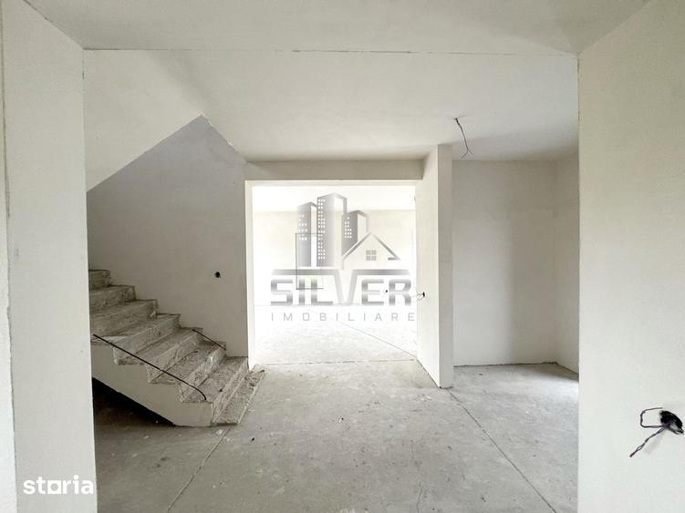 Casă cu 4 camere cu Teren 500 Mp în Chinteni