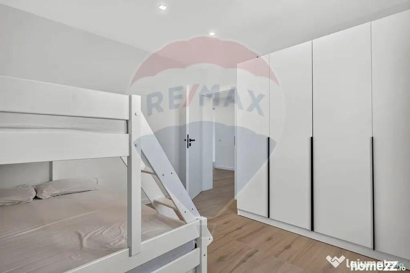 Casă cu 5 camere cu Teren 550 Mp în Fântânele