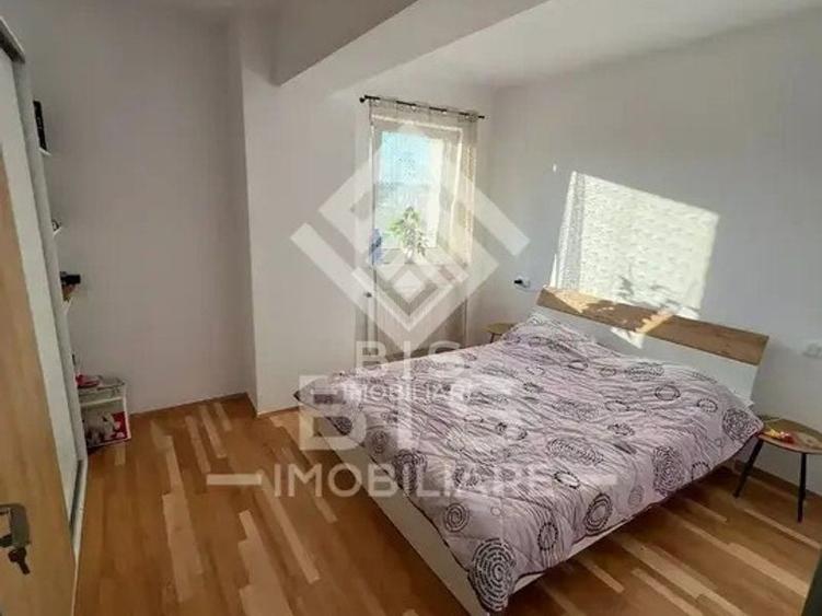 Apartament cu 3 camere decomandat în Sud