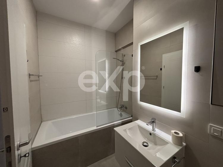 Apartament cu 3 camere decomandat, mobilat în Pipera