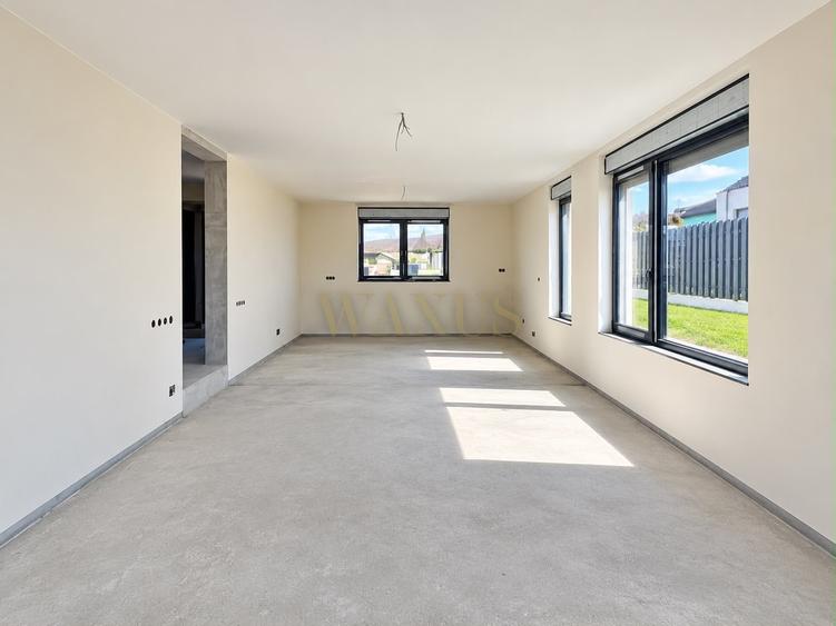Duplex cu 5 camere cu Canalizare în Borhanci