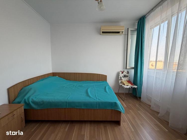 Apartament cu 3 camere semidecomandat, mobilat în Iancului