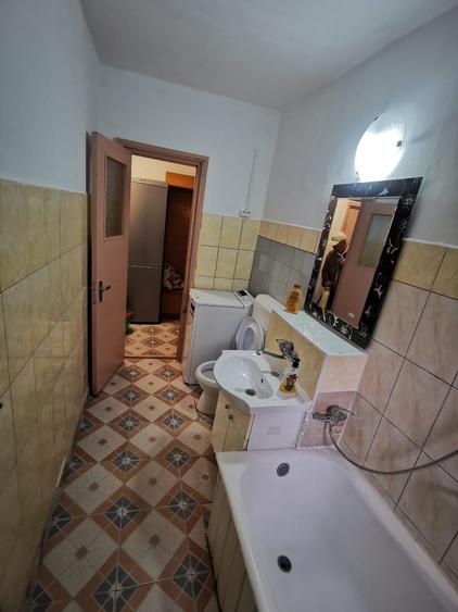 Garsonieră decomandată în Exterior Vest