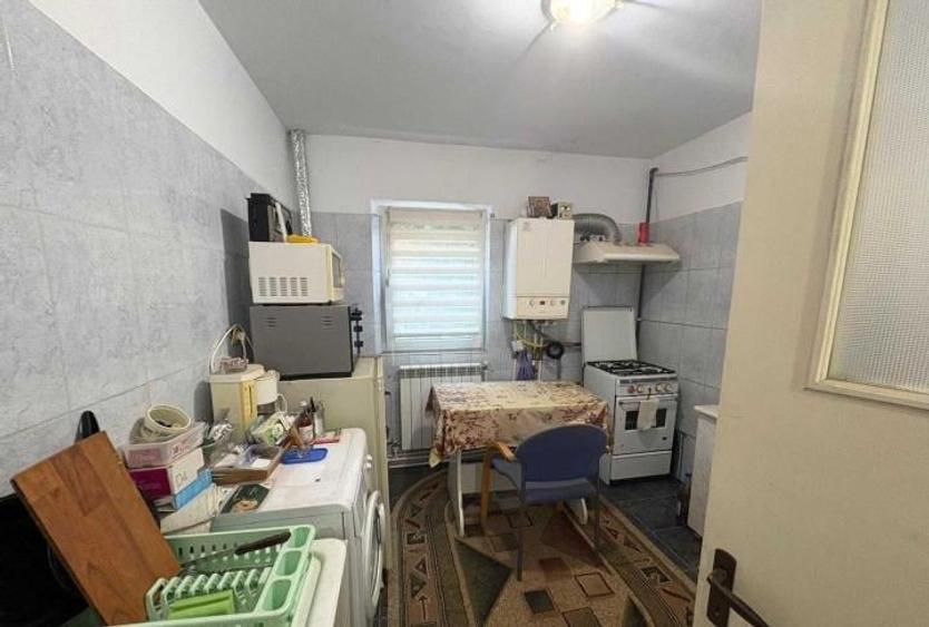 Apartament cu 3 camere decomandat în Inel I