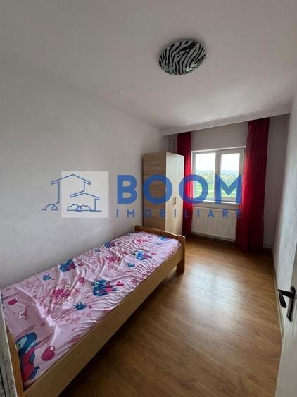 Apartament cu 3 camere decomandat în Ostroveni