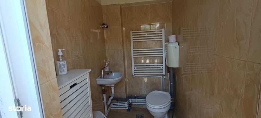 Casă cu 3 camere cu Teren 155 Mp în Central