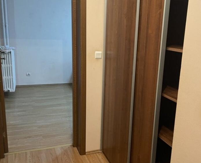Apartament cu 2 camere semidecomandat, mobilat în Floreasca